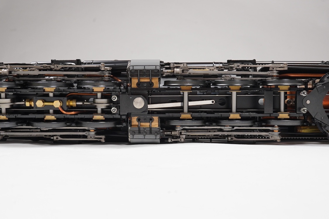 A Gauge One Aster Hobbies live steam Union Pacific Challenger 4-6-6-4 tender locomotive, 3977, the factory ‘Built Up’ version, spirit fired working four cylinder motion, with assembly instructions, operating instructions
